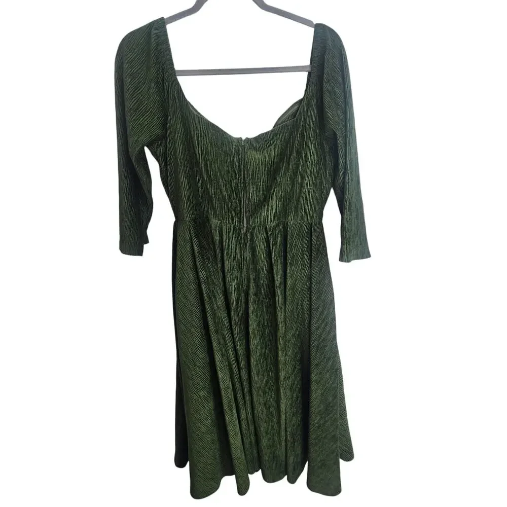 Unique Vintage Womens Velvet Swing Dress Size M Lamar Retro Midi Pleated Pockets